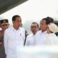 Menteri Pertahanan Prabowo Subianto mendampingi Presiden Joko Widodo (Jokowi) melepas bantuan kemanusiaan Indonesia untuk Palestina di Lanud Halim Perdanakusuma. (Dok. Tim Media Prabowo Subianto)