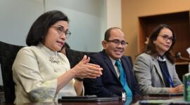 Menteri Keuangan (Menkeu) Sri Mulyani Indrawati dalam pertemuan dengan EU Commissioner yang membidangi Climate Action, Wopke Hoekstra. (Dok. Kemenkeu.go.id)