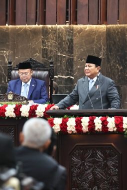 Prabowo Siap Sita Aset Penimbun Beras, Pastikan Harga Stabil dan Terjangkau